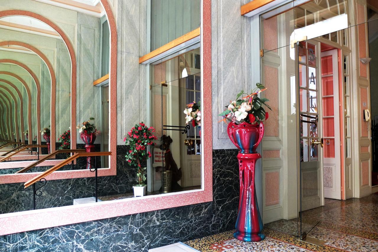 Hotel Restaurant D'Alsace Plombières-les-Bains Eksteriør billede