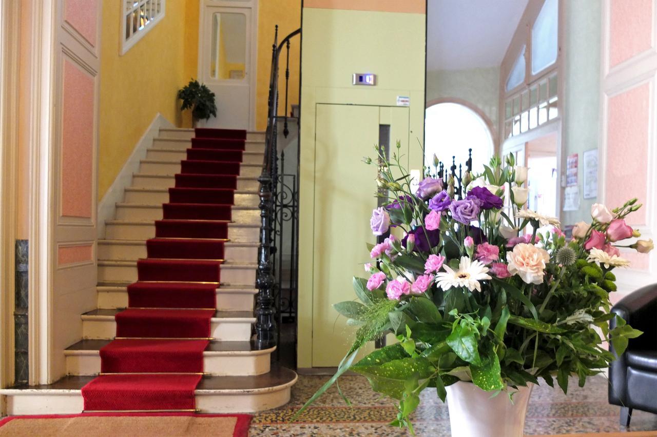 Hotel Restaurant D'Alsace Plombières-les-Bains Eksteriør billede